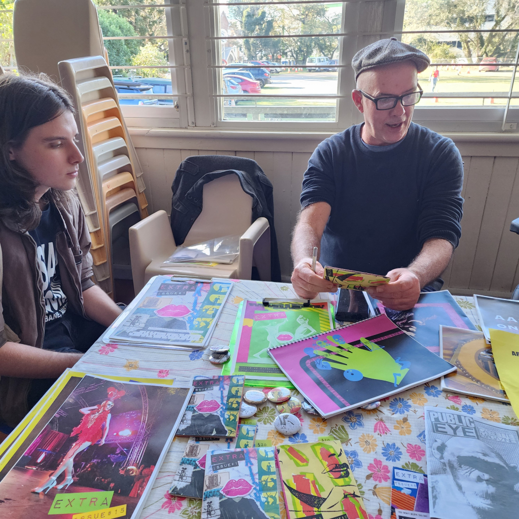 4zzzer talking zines