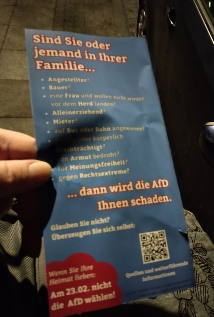 Rückseite des Flyers, mit link zu ausführlichem Faktencheck und Fazit "nicht afd wählen"