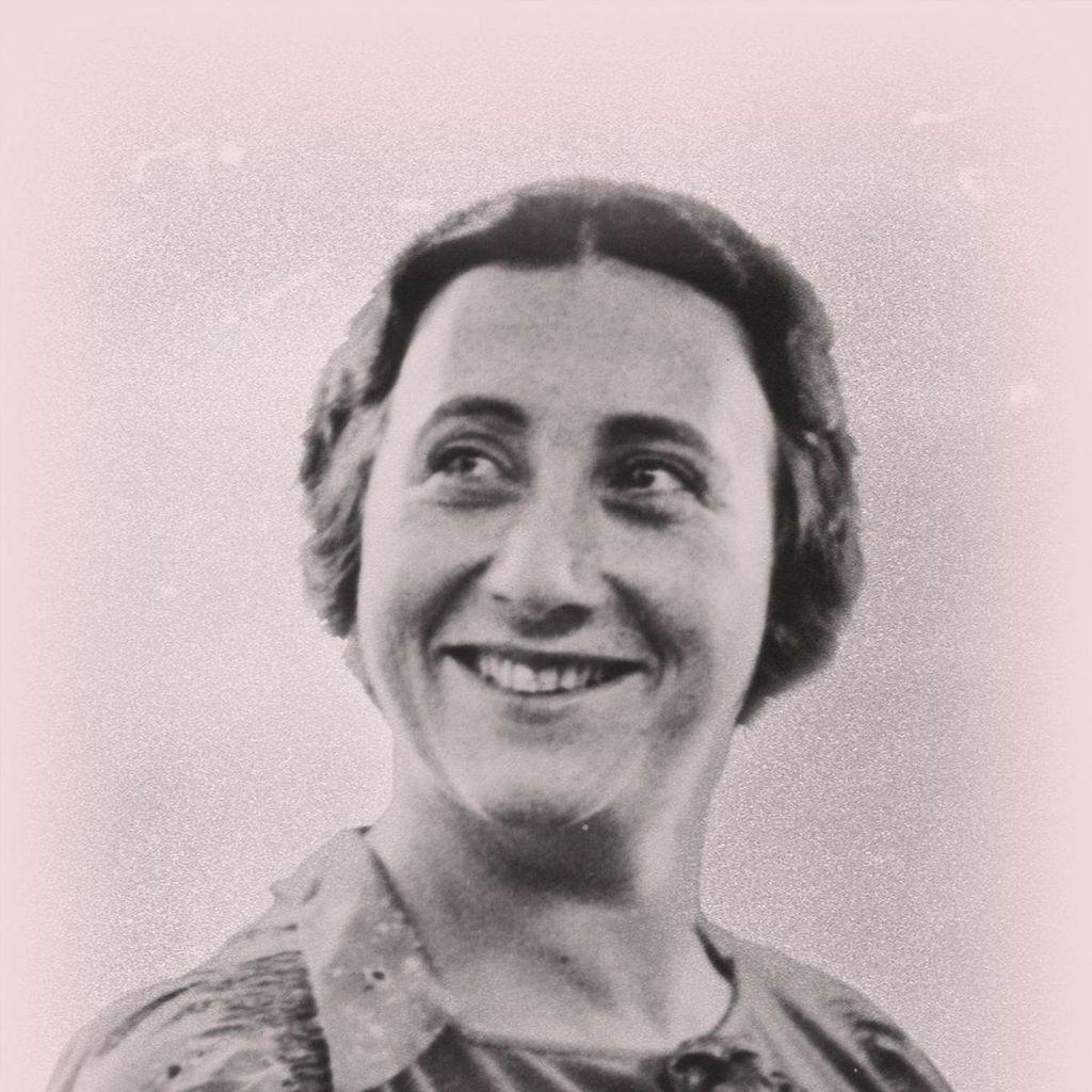 Black and white portrait of Edith Frank (née Holländer). Mother of Margot & Anne Frank.