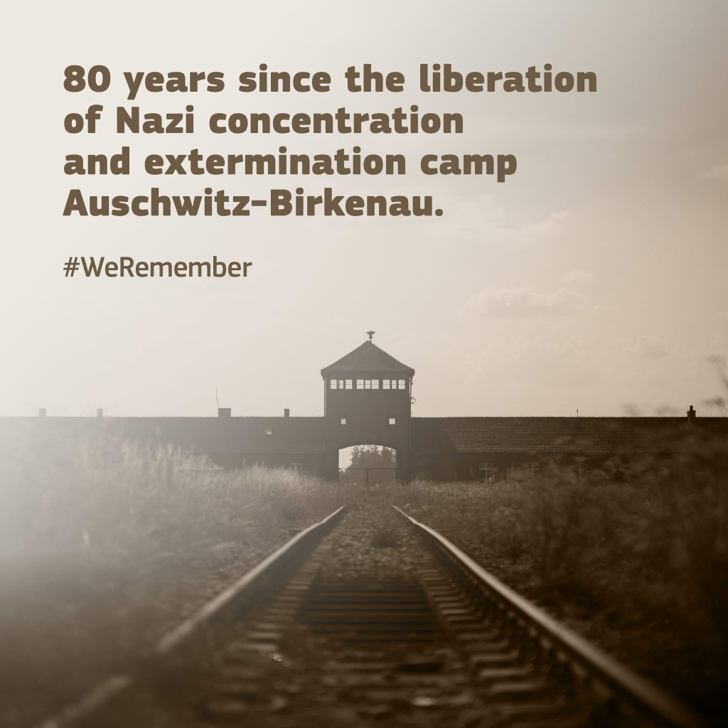 An image of the main entrance to Auschwitz with a message from the European Commission. 

We must never forget the Holocaust.

On #HolocaustRemembranceDay, we remember the six million Jewish women, men and children, hundreds of thousands of Roma, and all other victims of the Holocaust. 

Today we mark the 80 years since the liberation of the Nazi concentration and extermination camp Auschwitz-Birkenau. 

It is our duty to teach future generations about European history, including its darkest chapters.

#WeRemember