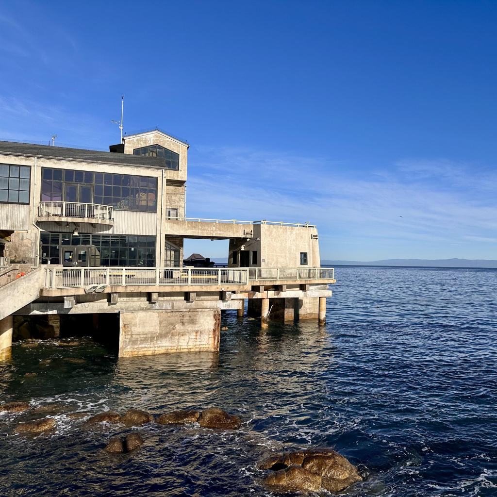 A photo of the back of the Monterey bay aquarium 