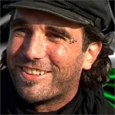 Vittorio Arrigoni ( 4 febbraio 1975- 15 aprile 2011)