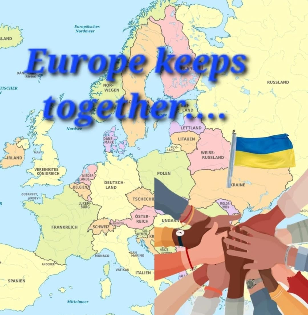 Europakarte.  Und viele Hände übereinander gelegt.

Text:  Europe keeps together...