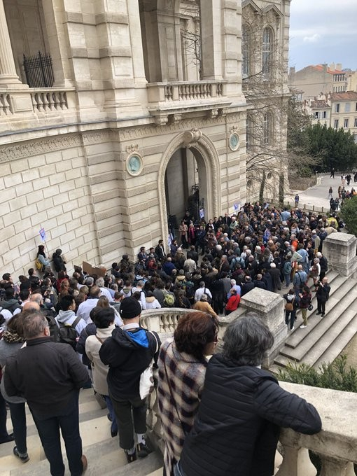 Huge crowd of protesters in central Marseille