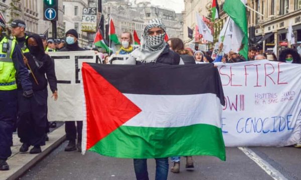 Pro-Palestine protesters at Oxford Circus on 4 November. There have been calls from some to ban Saturday’s march. Photograph: Vuk Valcic/Zuma Press Wire/Shutterstock