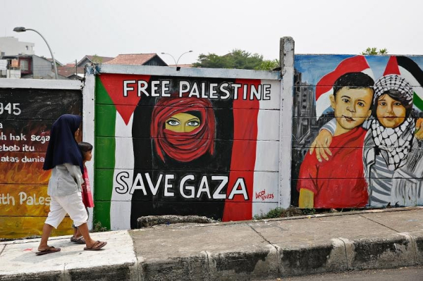 Pro-Palestine murals in Depok, Indonesia. The country is a staunch supporter of Palestinian independence. 