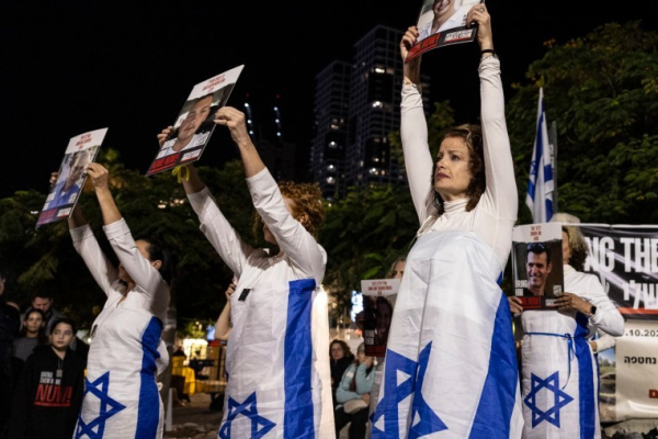 TEL AVIV — Mounting anger at the Israeli government spilled onto the streets of Tel Aviv Saturday after it emerged that the country’s military had mistakenly killed three hostages in Gaza who “had a stick with a white cloth on it.”