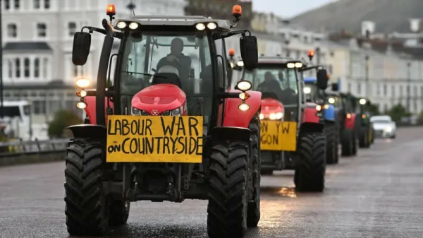 UK farmers head to London