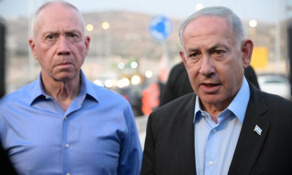 Yoav Gallant y Benjamin Netanyahu, en una imagen de archivo. (Amos Ben-Gershom (GPO) / Anadolu Agency via Getty Images)