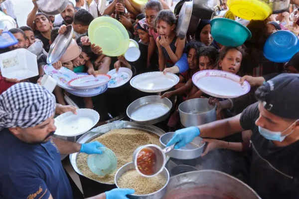 Beit Lahia queue, July 18