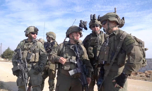 Soldados de Israel operando en el sur de Siria, en un vídeo enviado a la prensa por las IDF, el 9 de diciembre de 2024. (Israel Defense Forces via REUTERS)