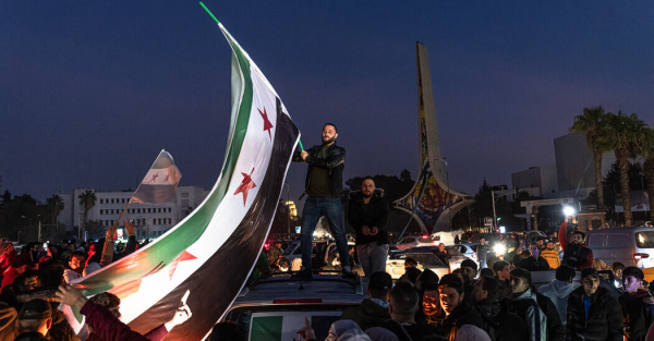 Syria Live Updates: Rebels Vow to Punish ‘War Criminals’ in Fallen Government