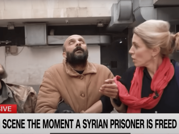 CNN faces backlash over ‘staged’ Syrian prisoner rescue report | Syria's War News