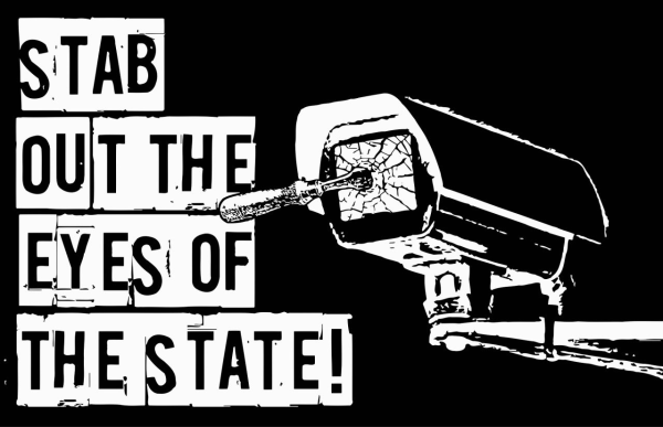 stab out the eyes of the state!

das bild zeigt einen Schraubschlüssel und eine zerbrochenes Kameraobjektiv