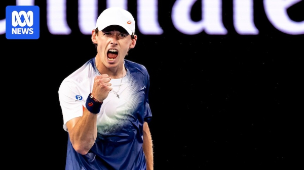 Australian Open live: Alex de Minaur hits Rod Laver Arena as Kokkinakis and Kyrgios team up