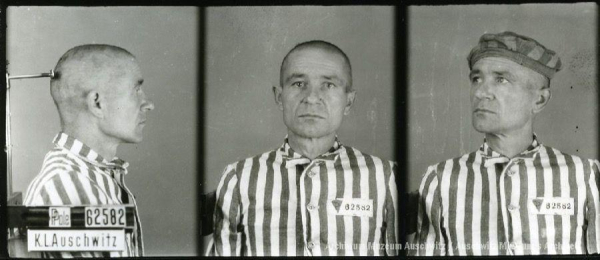 A mugshot registration photograph from Auschwitz. A man with a shaved head wearing a striped uniform photographed in three positions (profile and front with bare head and a photo with a slightly turned head with a hat on). The prisoner number is visible on a marking board on the left.