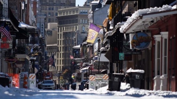 Bourbon Street in New Orleans after a rare winter snowstorm churned across the UU Gulf Coast