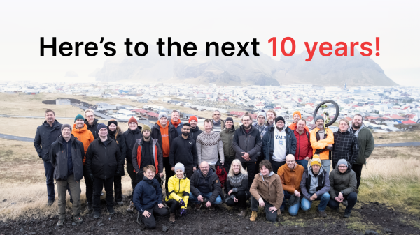 Vivaldi Team in Iceland. 
The text above says: “Here’s to the next 10 years!”