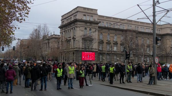 Gedenkblockade in Belgrad. Foto: Radio Corax/Lente 