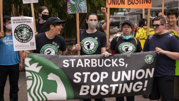 Unionists protest Starbucks