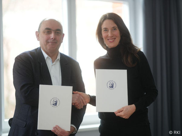 Prof. Lars Schaade (RKI President) and Anna Sophie Herken (GIZ Managing Director).