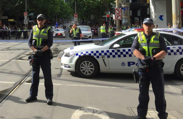 
Policemen in central Melbourne, Australia, November 9, 2018.
(photo credit: REUTERS/Sonali Paul)
