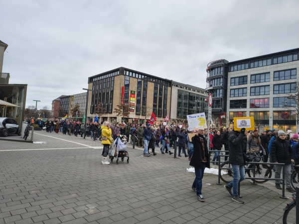 Demo auf der Holstenbrücke in Kiel