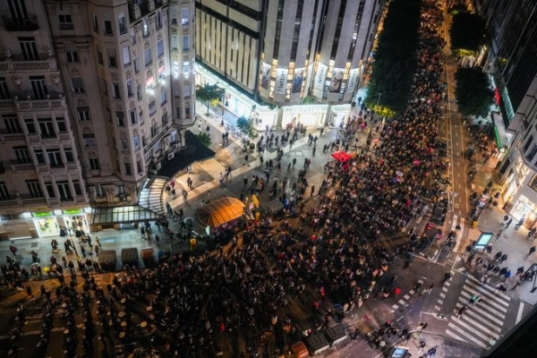 Aerial shot of thousands of women marching through València yesterday